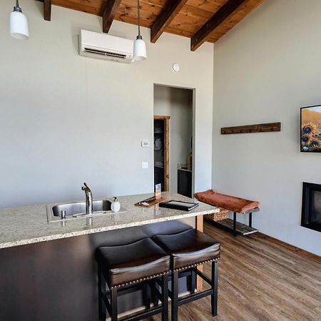 Lone Point Cellars Hotell Brewster Exteriör bild
